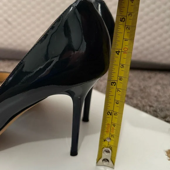 Jimmy Choo Navy Patent Leather peep toe pump - Picture 11 of 13